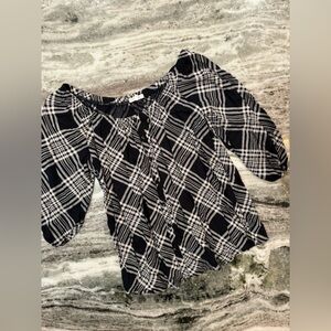 Maurice’s Long Sleeve Blouse Top M